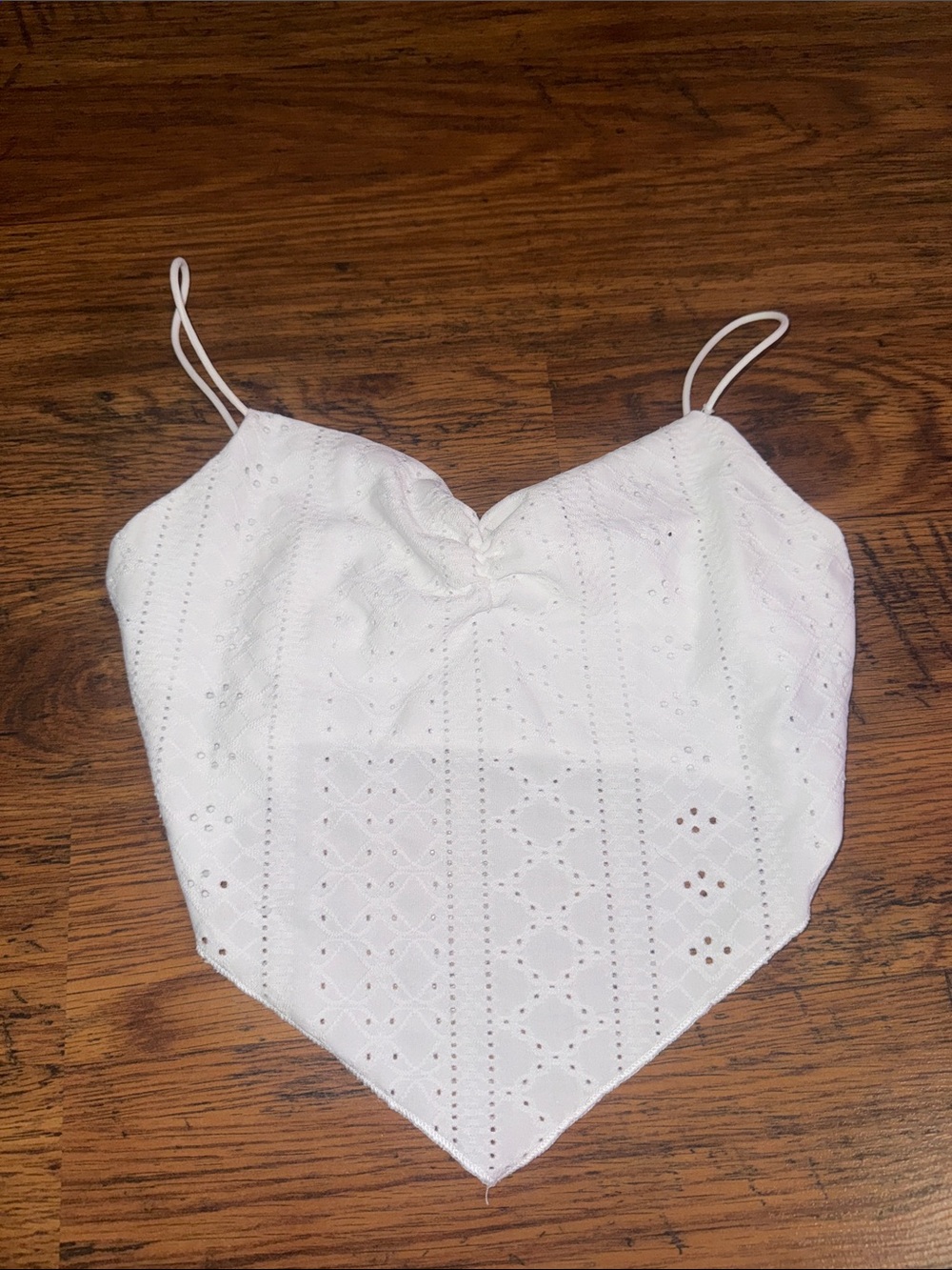White Eyelet Point-Hem Cami Top 2.R2